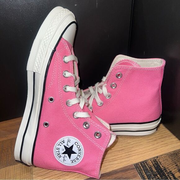 NEW Women’s CONVERSE CHUCK 70 Hi Pink Sneakers A08184F - Picture 2 of 5